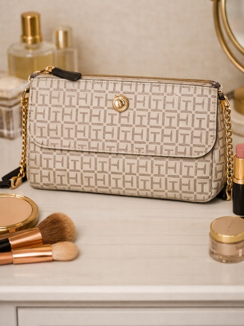NWT Tommy Hilfiger Monogram Crossbody Bag Beige